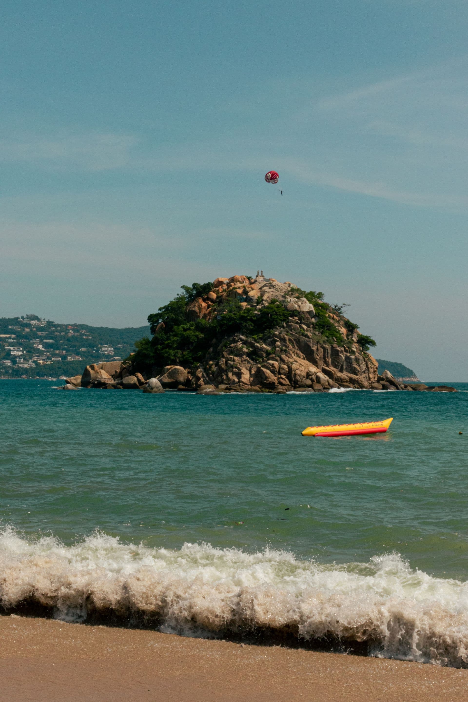 Bahía de Acapulco con luna