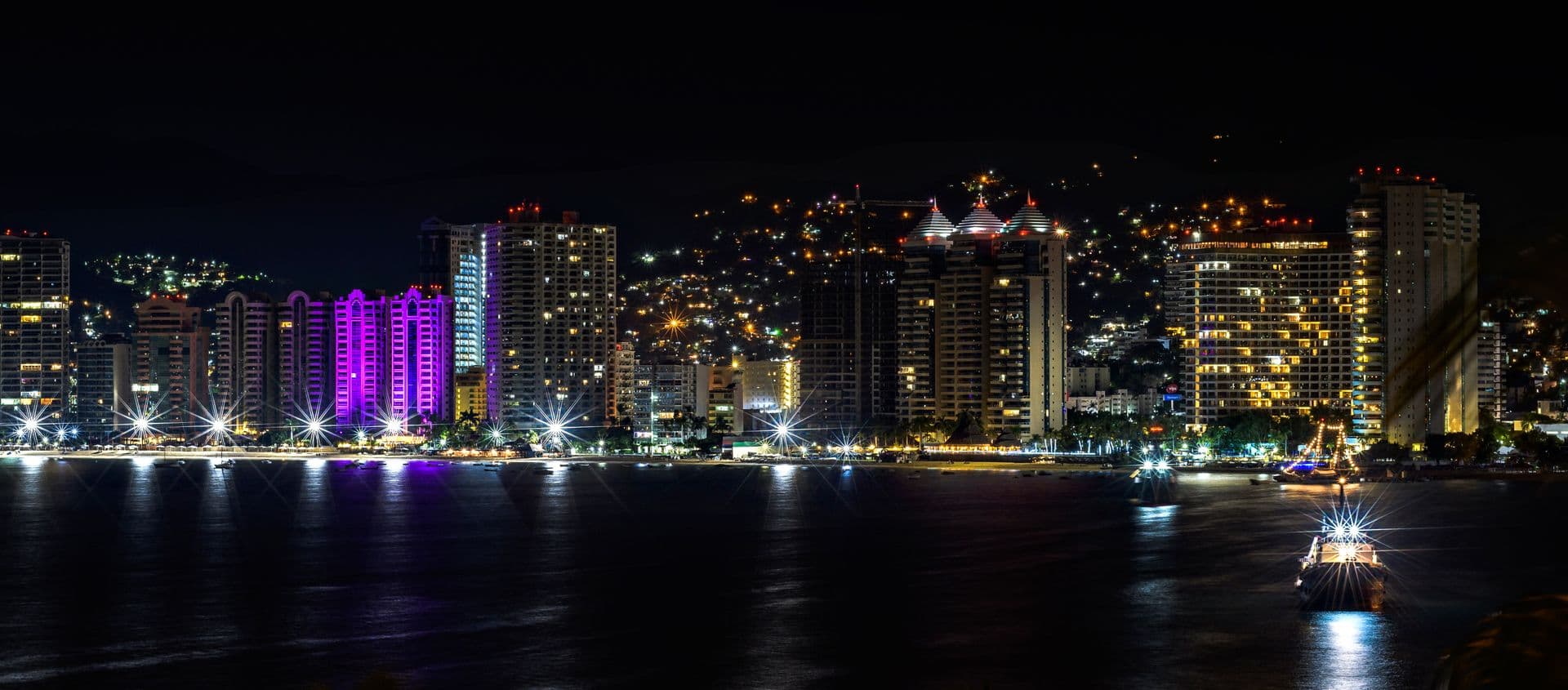 Acapulco al amanecer