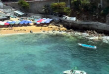 Vista panorámica de Playa La Angosta por la mañana.